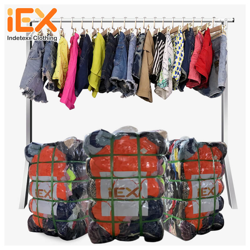 Refresca tu Armario con Pantalones Cortos Usados Para Mujer de Calidad