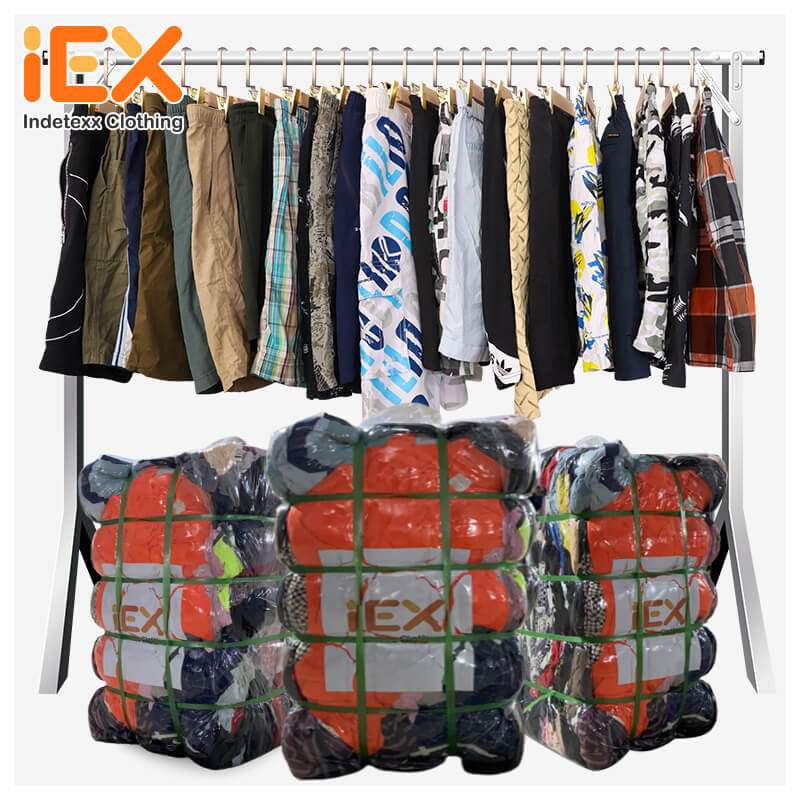 Pantalones Cortos De Hombre Usados: Refrescante y de alta calidad.