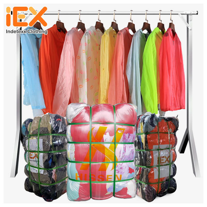 Ropa de protección solar usada: ¡Protege tu piel sin gastar de más!