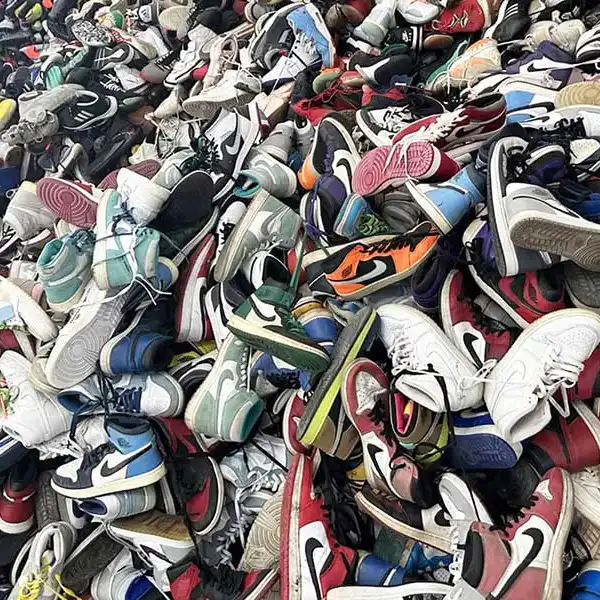 Zapatos de marca usados al por mayor 2.webp