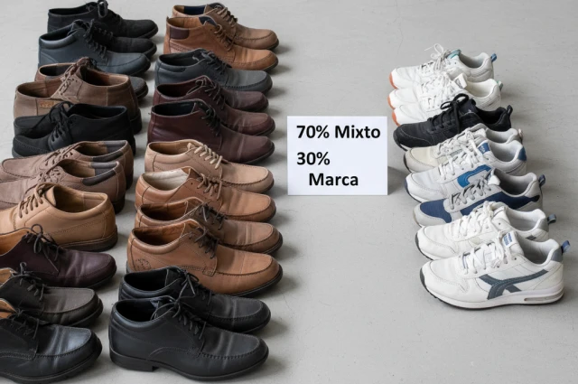 mixed second hand shoes