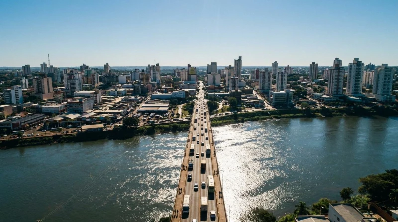 Guía para Importar Fardos de Ropa Americana a Paraguay 2026